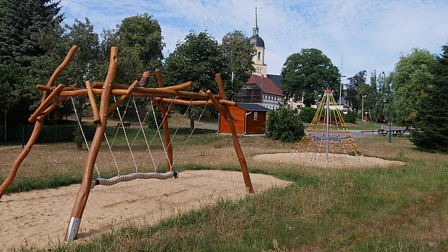 Klettergerüst auf Spielplatz